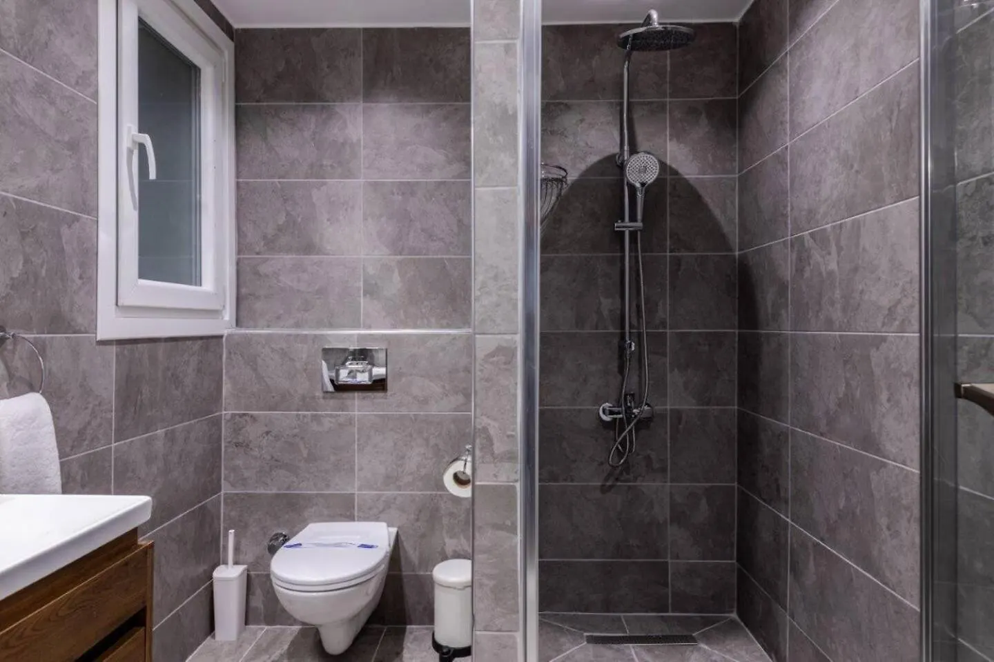 Cute Private Garden 2Bd2Bath Quaint Home! #366 Istanbul 0*,  Turkey