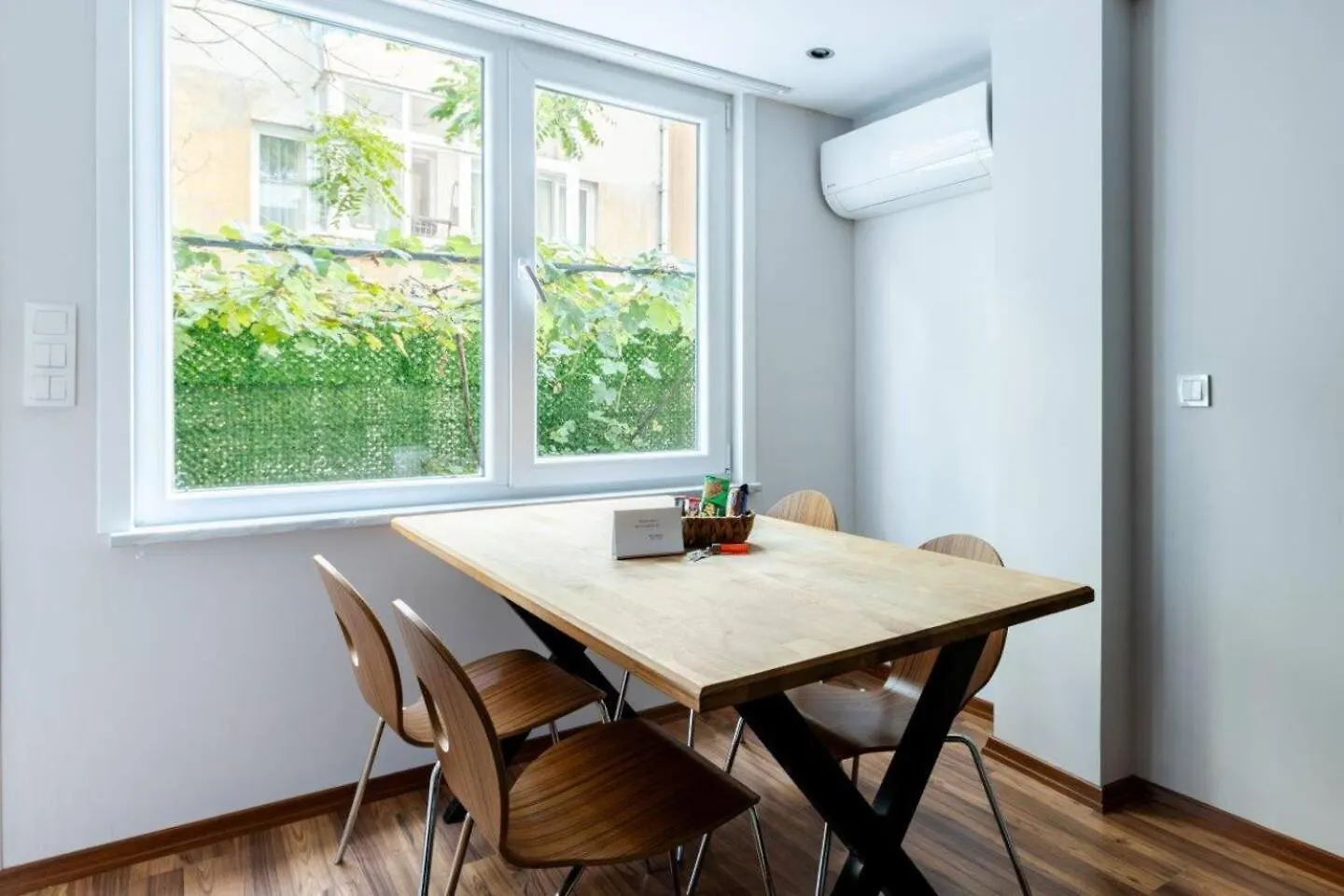 Cute Private Garden 2Bd2Bath Quaint Home! #366 Istanbul