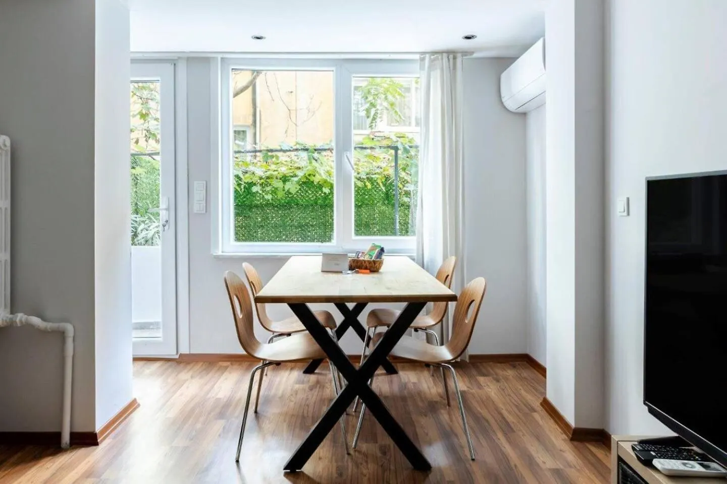 Cute Private Garden 2Bd2Bath Quaint Home! #366 Istanbul 0*,